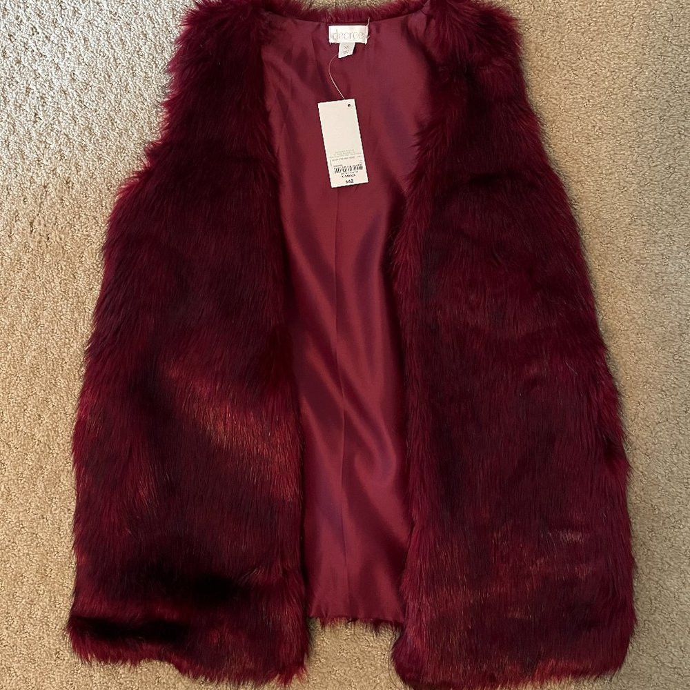 Decree Fur Vest Boho Cranberry XS